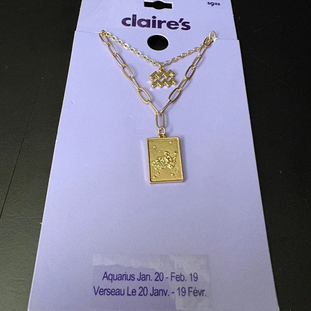 NWT Claires Gold Aquarius Zodiac Layered Set of 2 Necklaces Jan‎ Feb Gift